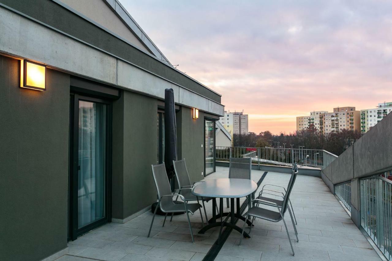 Doczy Private Apartment Ντέμπρετσεν Εξωτερικό φωτογραφία
