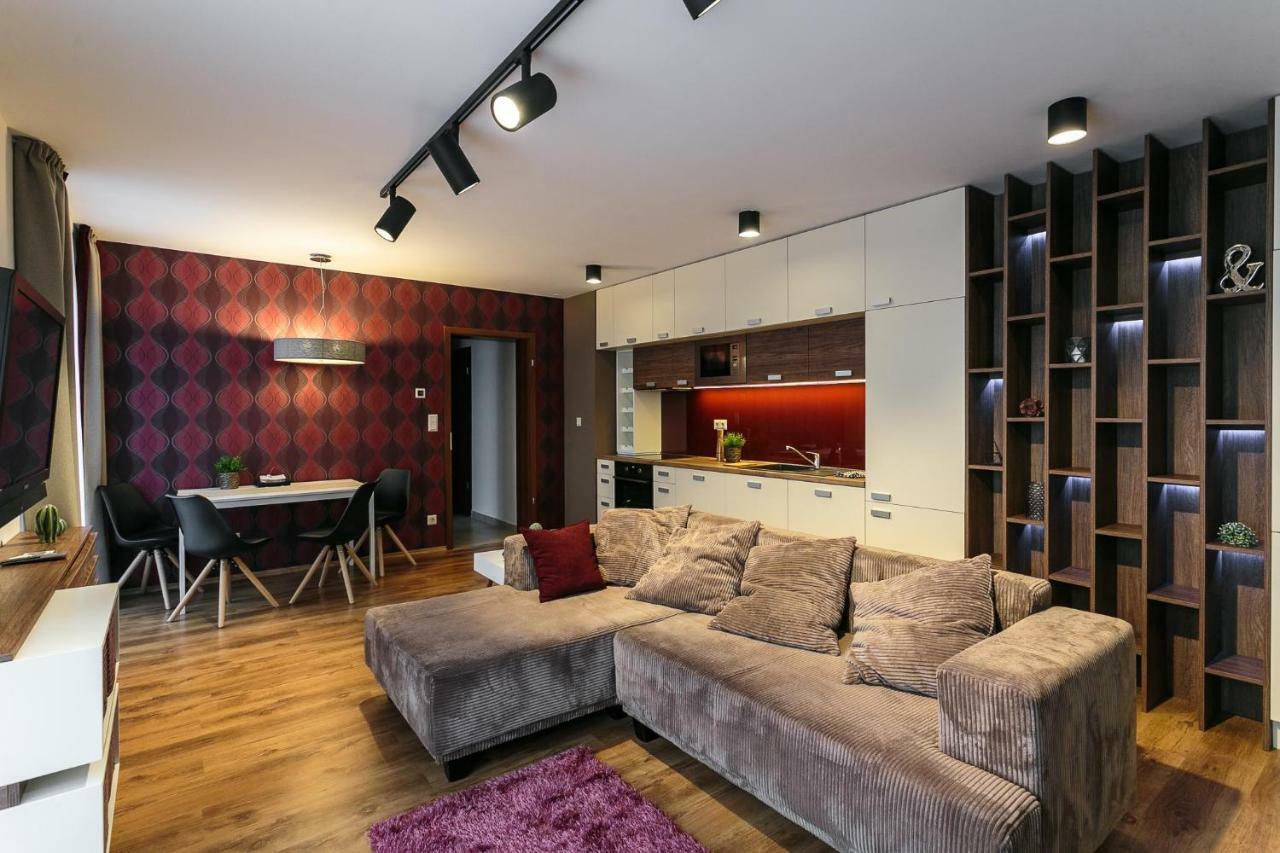 Doczy Private Apartment Ντέμπρετσεν Εξωτερικό φωτογραφία